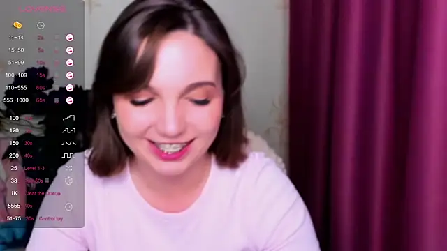 Snapshot of KindHazelHere_ chatting on March 13, 2:16 am KindHazelHere online show from March 13, 2:16 am