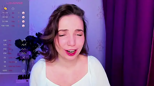 KindHazelHere  online show from February 4, 8:09 am