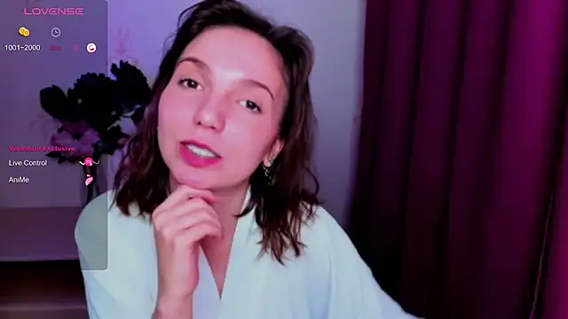 KindHazelHere  online show from May 7, 8:52 am