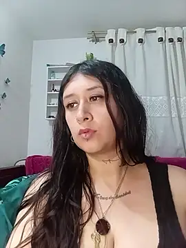 Giuliana90 online show from May 6, 5:46 am