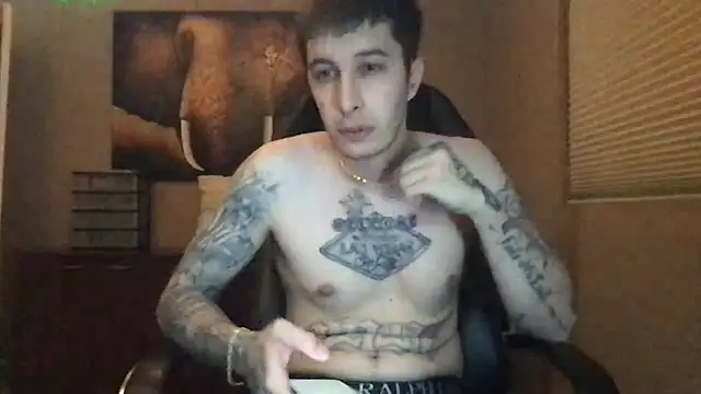 Snapshot of Bwcjoshbanks chatting on March 21, 12:54 pm Bwcjoshbanks online show from March 21, 12:54 pm