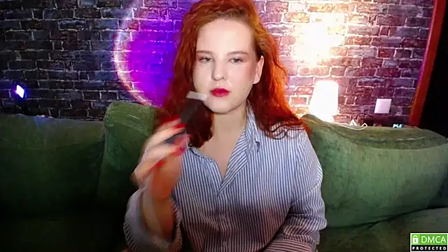 FlowerOfFreedom  online show from December 18, 4:29 am