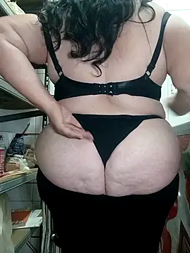 Snapshot of eroticjessitop chatting on February 20, 8:09 pm eroticjessitop online show from February 20, 8:09 pm