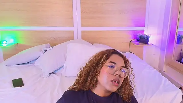  nickypurple  online show from February 27, 7:14 pm