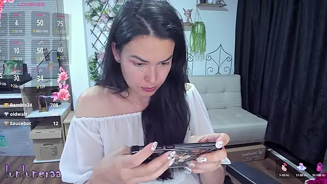 Lunlunera online show from March 12, 7:35 am