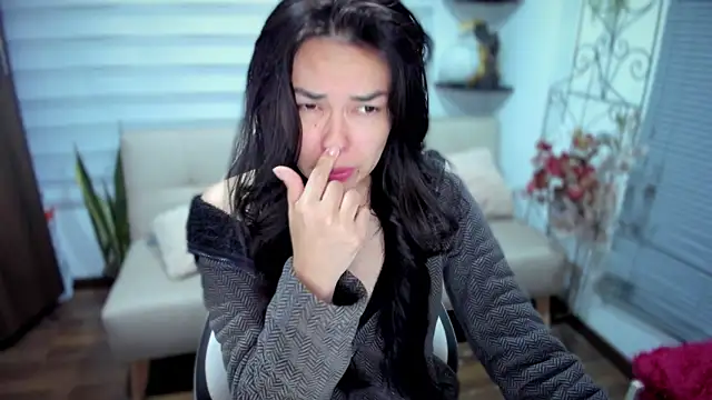 Lunlunera online show from December 20, 3:13 am