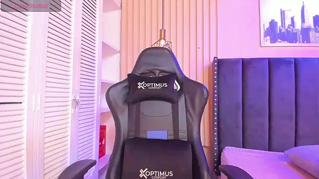 ashlye miller  online show from December 17, 7:18 am