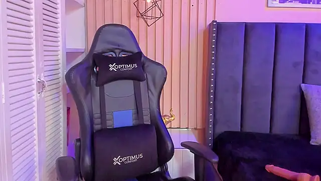 ashlye miller  online show from December 22, 4:17 am