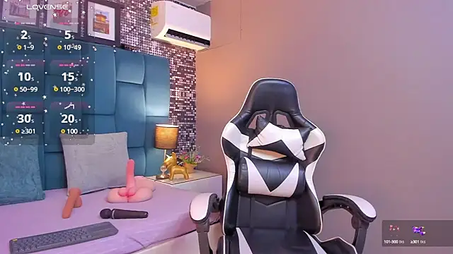 ashlye miller  online show from December 28, 4:08 am