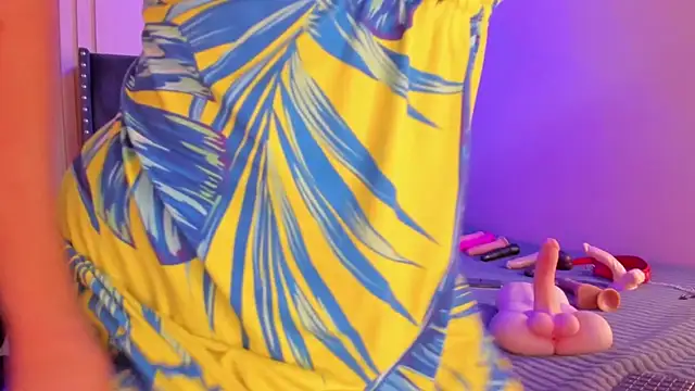 ashlye miller  online show from February 11, 7:12 am