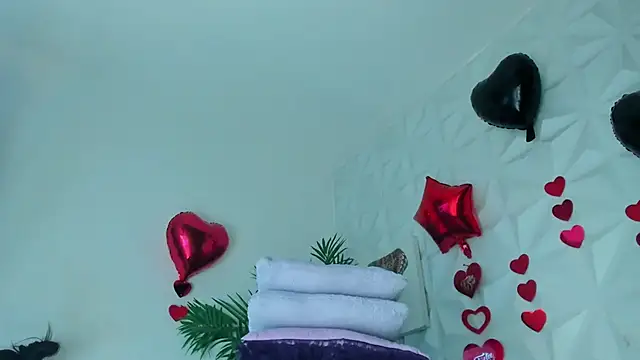 Snapshot of Hellen_Sky chatting on March 20, 7:08 pm Hellen Sky online show from March 20, 7:08 pm