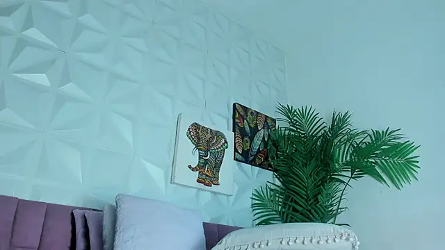 Snapshot of Hellen_Sky chatting on June 9, 7:14 pm Hellen Sky online show from June 9, 7:14 pm