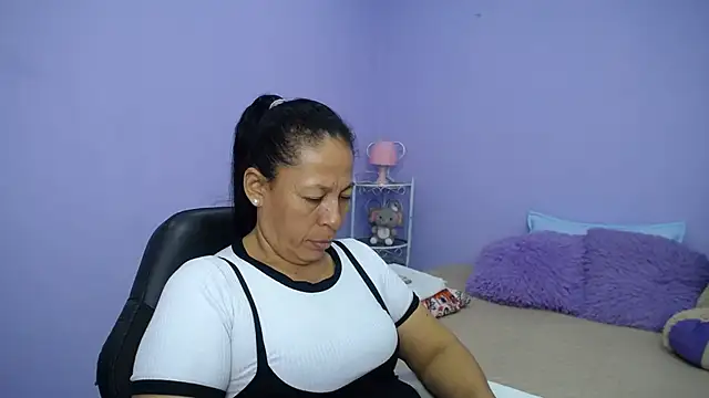 mature martina online show from January 16, 11:06 pm