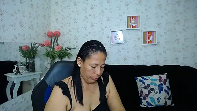 mature martina online show from February 9, 8:54 am