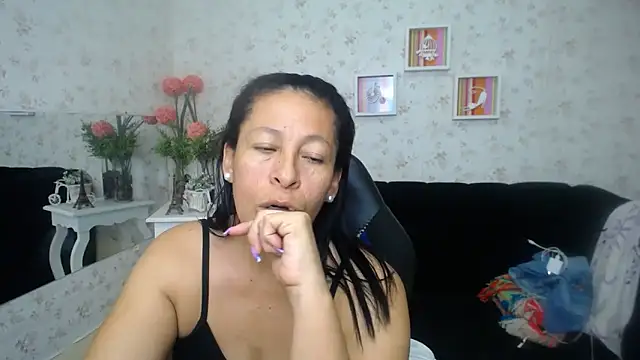 mature martina online show from February 16, 8:54 am