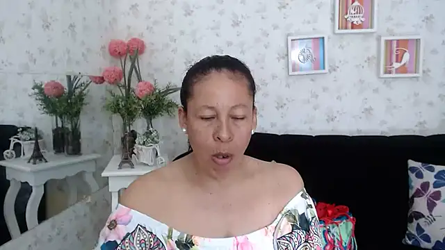 mature martina online show from February 21, 6:48 pm