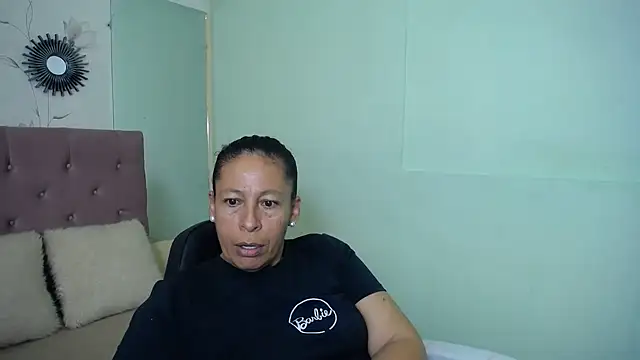 mature martina online show from February 25, 10:50 pm