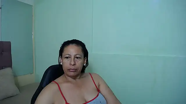 mature martina online show from March 1, 2:26 am