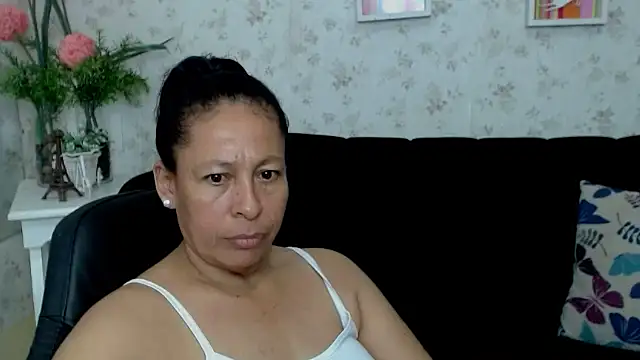 mature martina online show from March 8, 4:34 am