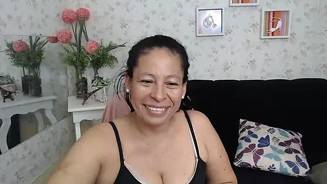 mature martina online show from March 13, 10:21 pm