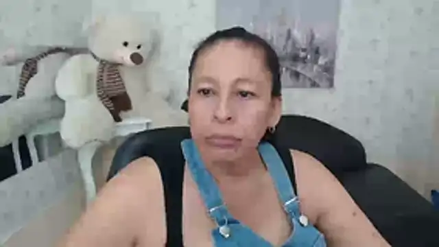 mature martina online show from May 1, 9:08 pm