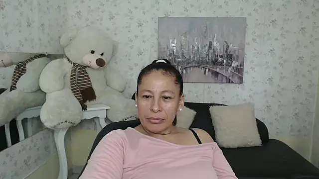 mature martina online show from May 13, 9:22 pm