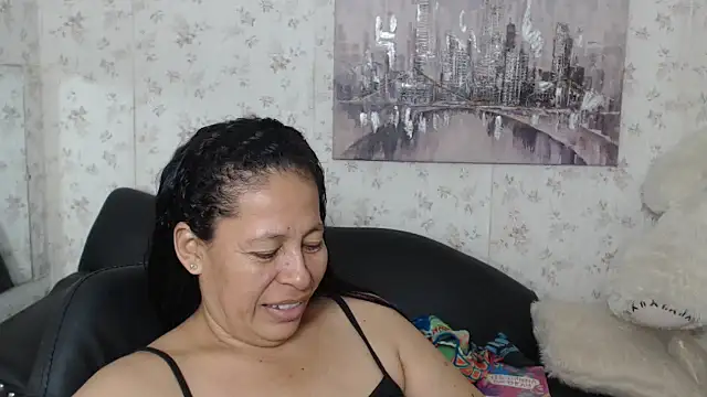 mature martina online show from June 11, 12:32 am