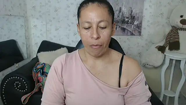 mature martina online show from June 18, 10:03 pm