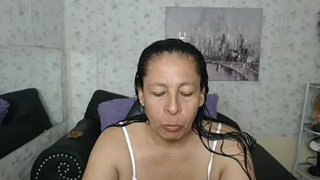 mature martina online show from June 26, 11:42 pm
