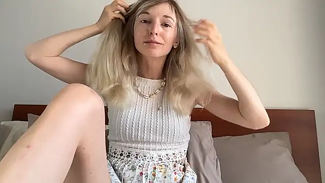 ivankai  online show from April 2, 3:26 am