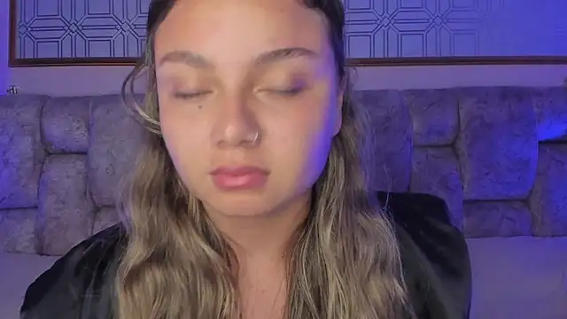 AnnyLopezz  online show from March 4, 9:51 am