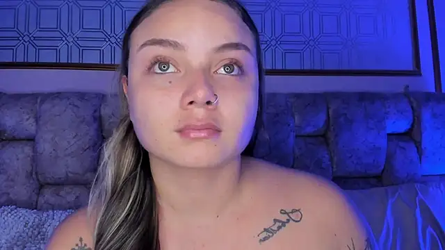 AnnyLopezz  online show from March 10, 10:15 am