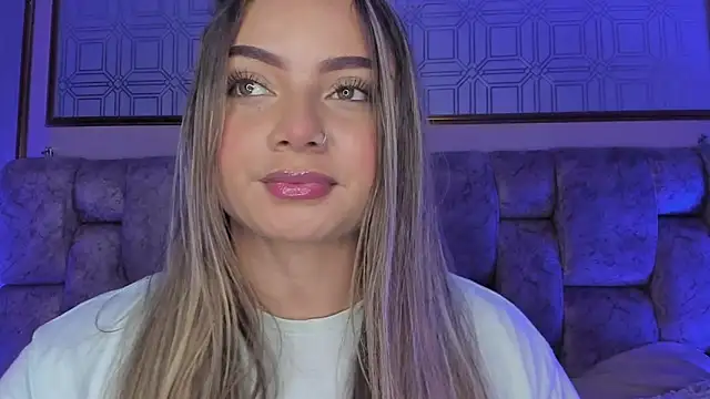 AnnyLopezz  online show from March 20, 3:45 am