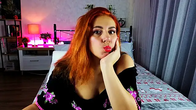 Snapshot of Anna127Moon chatting on January 17, 5:56 am Anna127Moon online show from January 17, 5:56 am