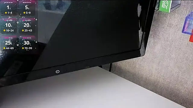 Snapshot of Anna127Moon chatting on February 14, 3:09 pm Anna127Moon online show from February 14, 3:09 pm