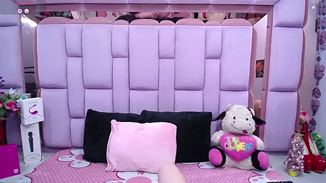 Belly Rosse online show from December 3, 2:59 pm