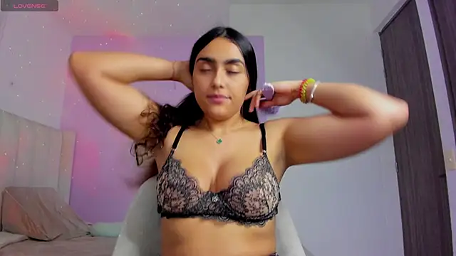 Snapshot of Mhia_palmer chatting on September 28, 12:10 pm Mhia palmer online show from September 28, 12:10 pm