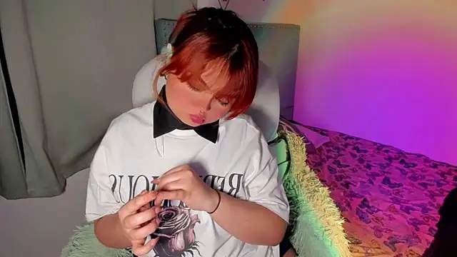 damn that booty online show from October 5, 12:20 am