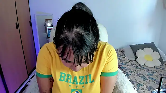 bigbooty-30 online show from February 8, 3:31 pm