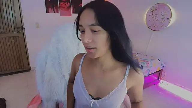 Snapshot of Nanami_19 chatting on July 14, 6:46 pm Nanami 19 online show from July 14, 6:46 pm
