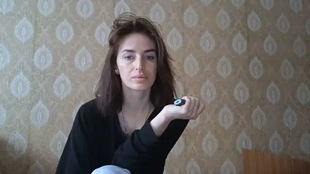 xx adrihanna xx online show from February 18, 6:53 am