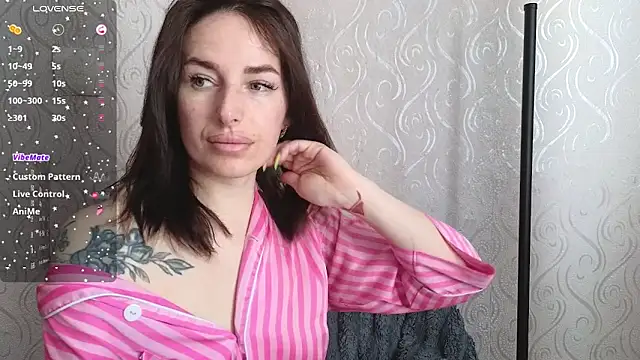 xx adrihanna xx online show from May 15, 6:09 am
