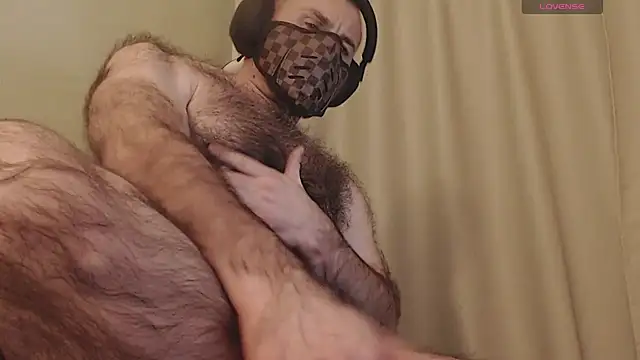 Snapshot of hairymonk1988S chatting on September 22, 3:19 am hairymonk1988S online show from September 22, 3:19 am