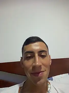 Snapshot of vpn1000 chatting on December 2, 8:04 pm vpn1000 online show from December 2, 8:04 pm