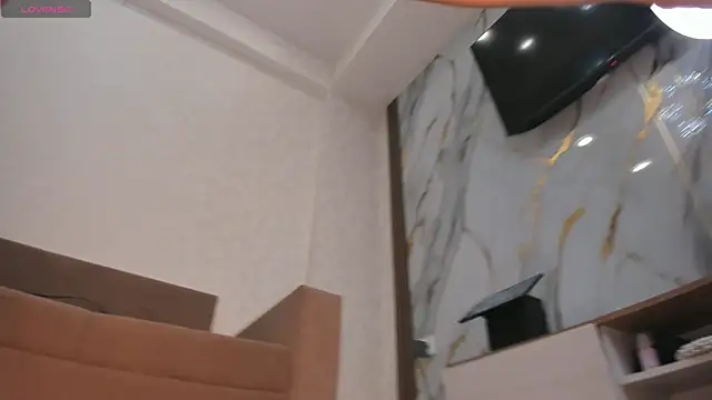 Snapshot of su_nan chatting on March 3, 1:31 pm su nan online show from March 3, 1:31 pm