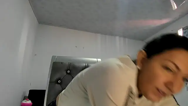 Angelblue  online show from September 13, 1:44 pm