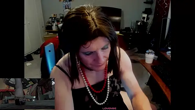 CharlotteAshton online show from July 28, 2:13 pm