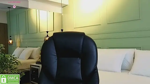 Snapshot of kataliina__ chatting on November 14, 11:53 am kataliina online show from November 14, 11:53 am