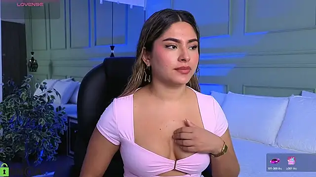 Snapshot of kataliina__ chatting on January 8, 11:45 am kataliina online show from January 8, 11:45 am