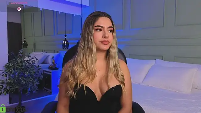 Snapshot of kataliina__ chatting on January 9, 12:19 pm kataliina online show from January 9, 12:19 pm